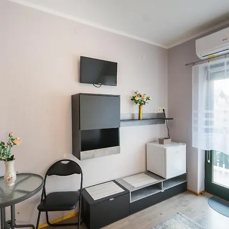 Gasthuis Csini Vendeghaz 3*