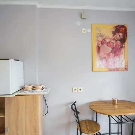 Csini Vendeghaz 招待所 Balatonföldvár