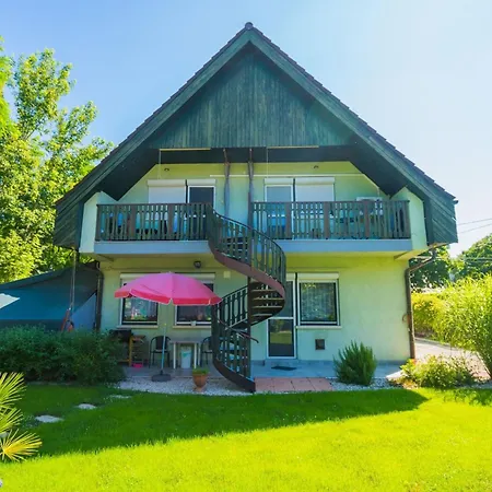 Gasthuis Csini Vendeghaz