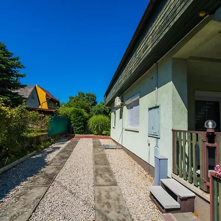 招待所 Csini Vendeghaz