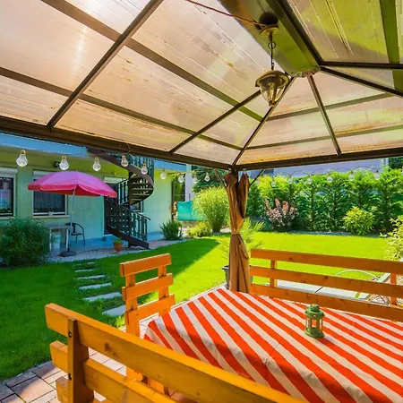 Csini Vendeghaz 3* Balatonföldvár