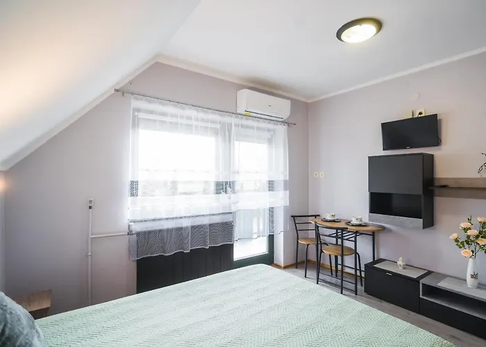 Csini Vendeghaz Balatonföldvár