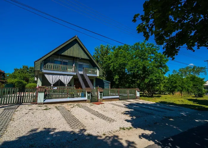 Affittacamere Csini Vendeghaz 3*